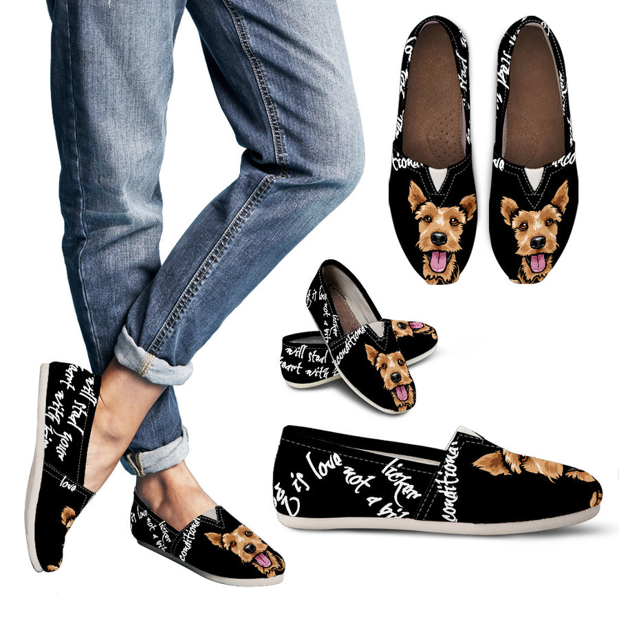 Welsh Terrier Graffiti Design Women's Casual Shoes - 2022 Collection