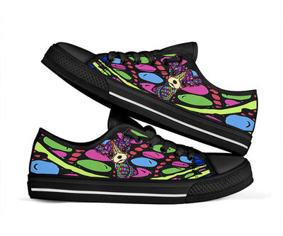 Chihuahua Design Canvas Low Tops Shoes - Art By Cindy Sang - JillnJacks Exclusive