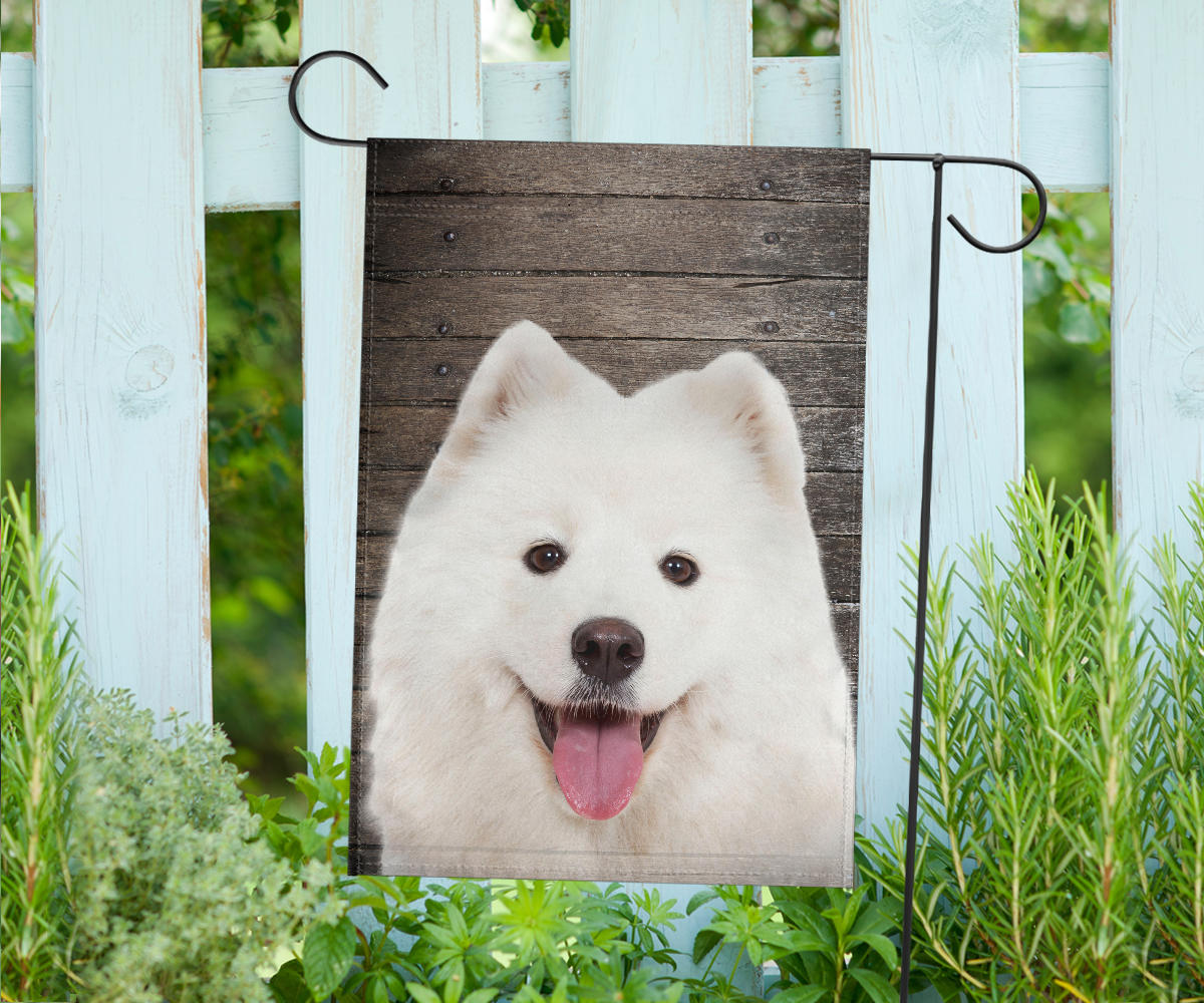 Samoyed Dog Design Garden & House Flags - JillnJacks Exclusive